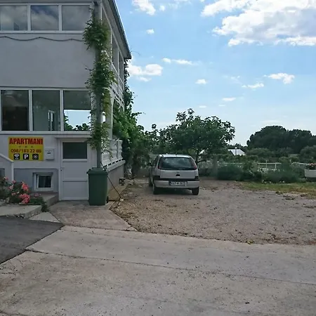 Apartmani Kocka * Primosten